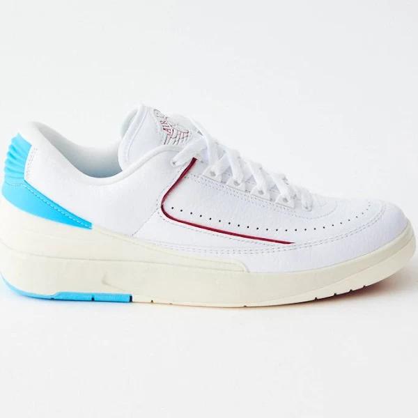 Nike | Women's Air Jordan 2 Retro Low 'UNC to Chicago' Sneakers WHT/GYM Red-Dk Pwdr BLU-SAIL / 6