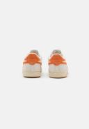 Reebok Classic CLUB C Revenge Vintage Trainers, Women's, Size: 35.5, Chalk/burnt orange - shoes