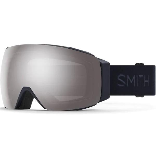 Smith IO Mag Snow Goggle - Midnight Navy - ChromaPop Sun Platinum Mirror Lens w/ ChromaPop Storm Blue Sensor Mirror Lens | Snow Goggles